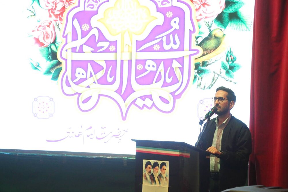 منطقه ۱۰ میزبان اختتامیه دومین کنگره بین‌المللی امام هادی(ع)/ تجلیل از ۳۰ برگزیده و رونمایی از سرود ویژه امام هادی(ع)