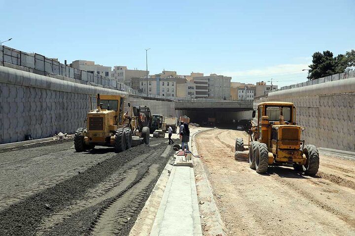 پایان زیرسازی تقاطع حکیم- تعاون طی روزهای آینده/  زیرگذر پروژه تیرماه امسال به بهره‌برداری می‌رسد