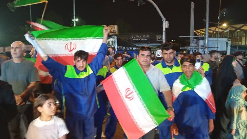 &nbsp;از آموزش شهروندی تا جمع‌آوری ۱۰ تن پسماند