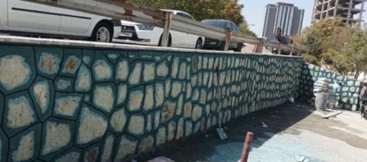اجرای دیوار مالون در حاشیه بزرگراه شهید صدر