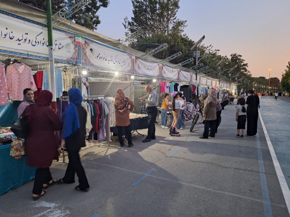 برگزاری نمایشگاه کسب‌وکار خانگی و تولید خانواده‌محور در بوستان ولایت