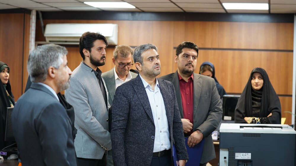 نشست نظارت ستادی مرکز ارتباطات و امور بینالملل شهرداری تهران در منطقه ۱۰ برگزار شد