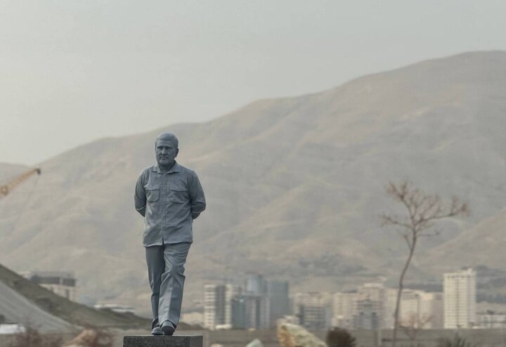 تندیس سردار شهید حاجی‌زاده در منطقه ۲۲ تهران نصب می‌شود