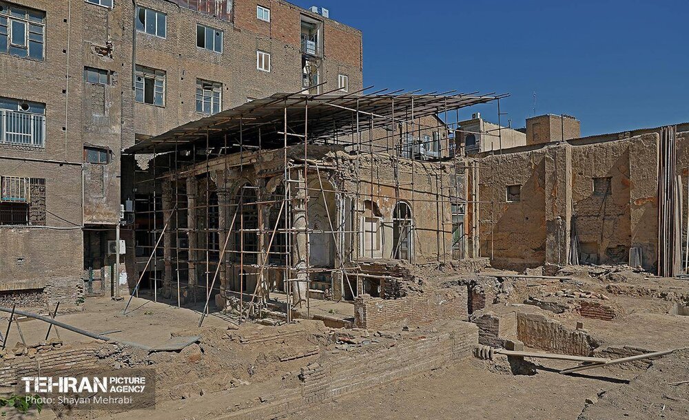 ایجاد مرکز یکپارچه فرهنگی، گردشگری با اتصال عمارت علاءالدوله به بافت‌ تاریخی اطراف/ انجام فاز نخست مرمت بنا تا سال آینده