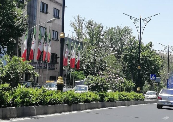 توسعه ۴۵۰۰ مترمربع رفیوژ سبز در منطقه ۸