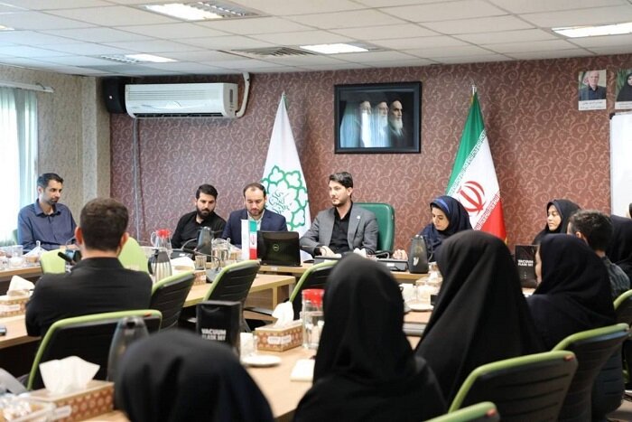 کارگاه آموزشی ویژه کارشناسان آموزش مناطق ۲۲گانه با محوریت ارتقاء شاخصهای ارزیابی عملکرد