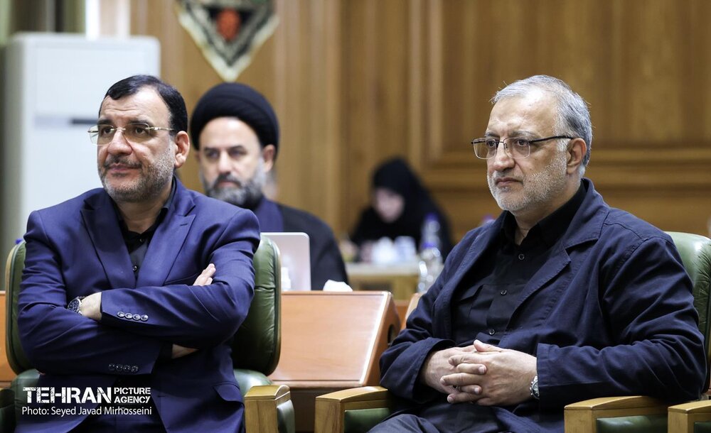 نشست ویژه شورای اسلامی با محوریت مراسم تشییع رهبر شهید انقلاب