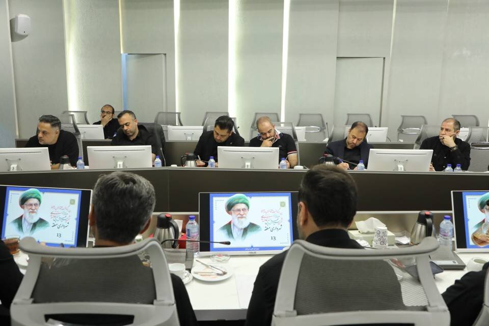 از جلسه هماهنگی برای میزبانی زائرین تشییع رهبر شهید انقلاب تا سوگواری امام حسین(ع)