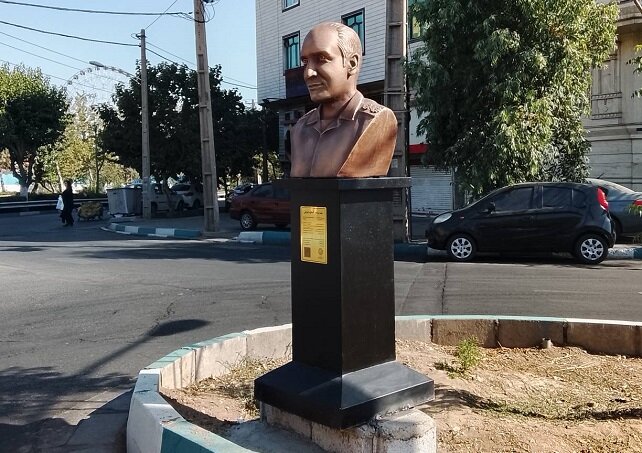 رونمایی از تندیس شهید جنگ ۱۲ روزه در منطقه ۱۴