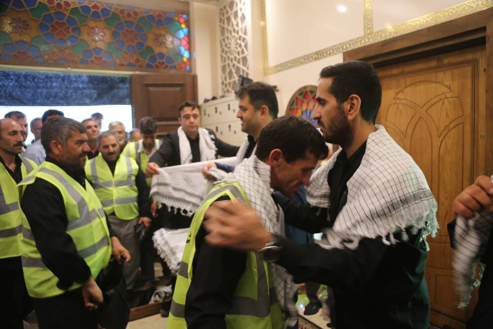 منطقه ۱۰ میزبان نخستین کاروان خادمین رهبر شهید از آذربایجان غربی شد