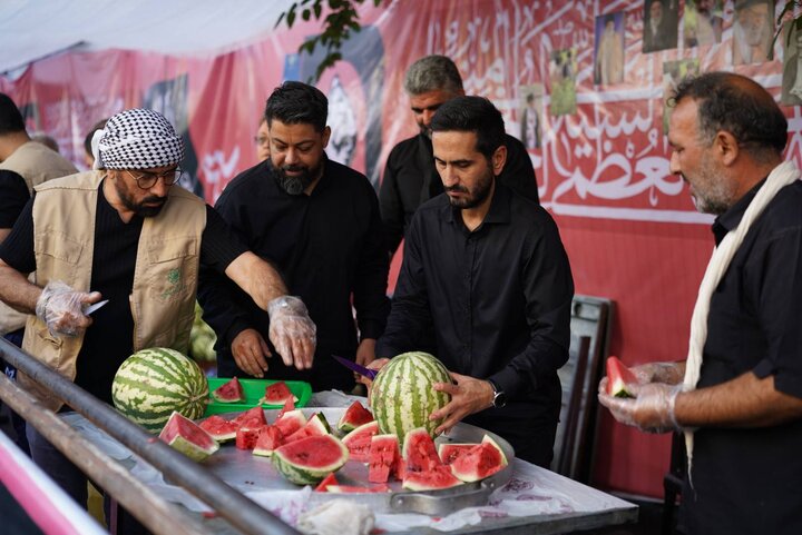 حضور شهردار در موکب اجتماعی منطقه پس از اقامه نماز بر پیکر «رهبر شهید»
