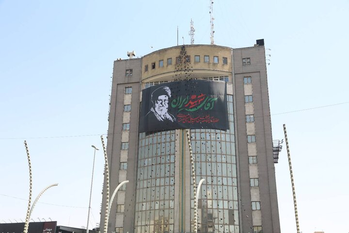 منطقه ۱۰ میزبان زائران مراسم تشییع و بدرقه رهبر شهید