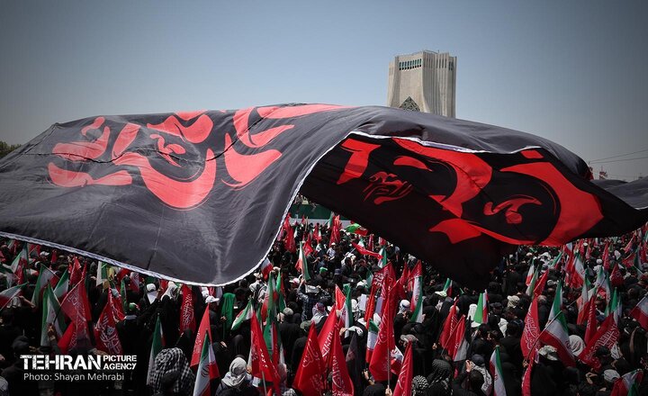 پاسخگویی شبانه‌روزی ۴۴۵ کارشناس در سامانه ۱۳۷ پلاس به مهمانان بدرقه رهبر شهید