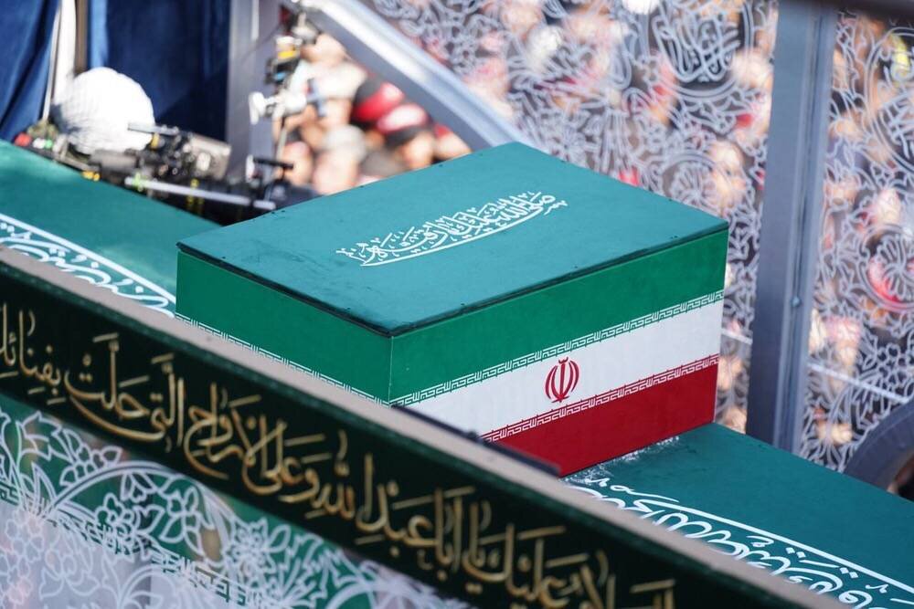 روایت یک خدمت بزرگ؛ منطقه ۱۰ پای کار بدرقه تاریخی رهبر شهید