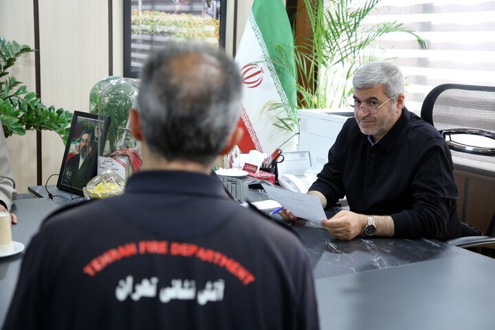 نودمین برنامه ملاقات با کارکنان، نماد اهتمام مدیریت به گفت‌وگوی مستقیم و حل مسائل سرمایه انسانی است