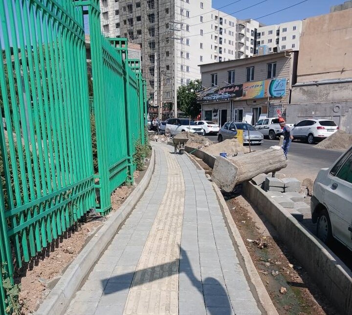 احداث ۱۰۰ متر مربع پیاده‌رو در محله گلشن برای تحقق شهر پویا