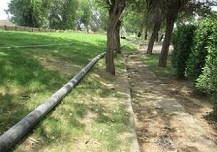 بهبود زیرساخت‌های آبیاری فضای سبز در منطقه ۲/ اصلاح شبکه انتقال آب در بزرگراه‌های شیخ فضل‌الله نوری و یادگار امام (ره)