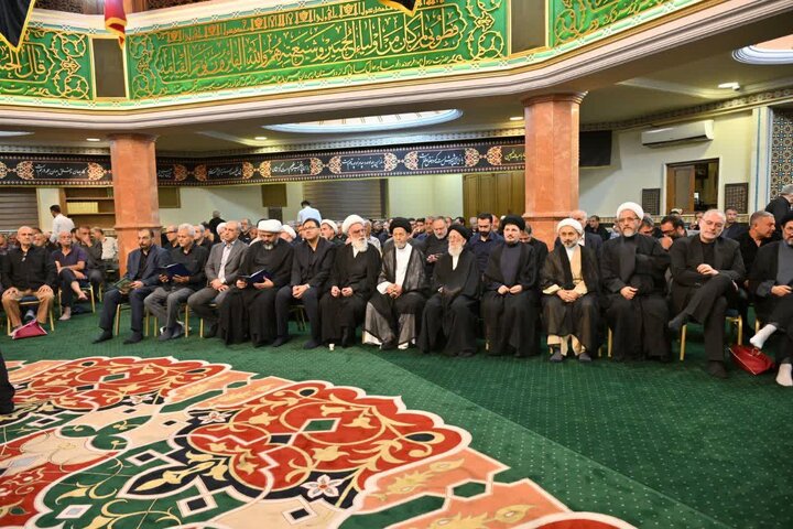 برگزاری مراسم گرامیداشت امامِ مجاهدِ شهید و شهدای خانواده ایشان در منطقه یک