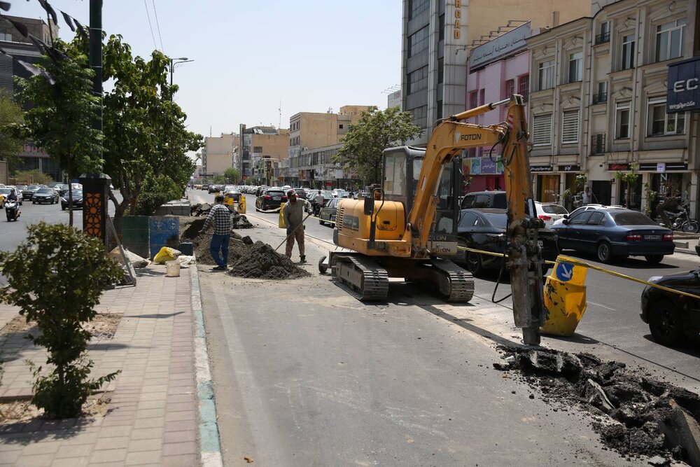 پیشرفت احداث دو دوربرگردان در بلوار آیتالله کاشانی