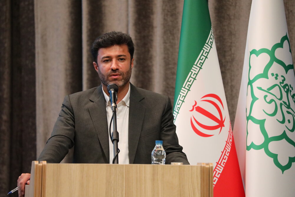 ساختمانهای عمومی باید به عناصر شاخص معماری شهر تبدیل شوند/ بازتعریف پایانههای اتوبوس