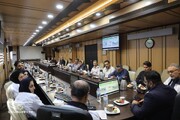  تدوین راهکارهای اجرایی ارتقای ایمنی و تاب‌آوری شهری در کمیته HSE منطقه ۸ 