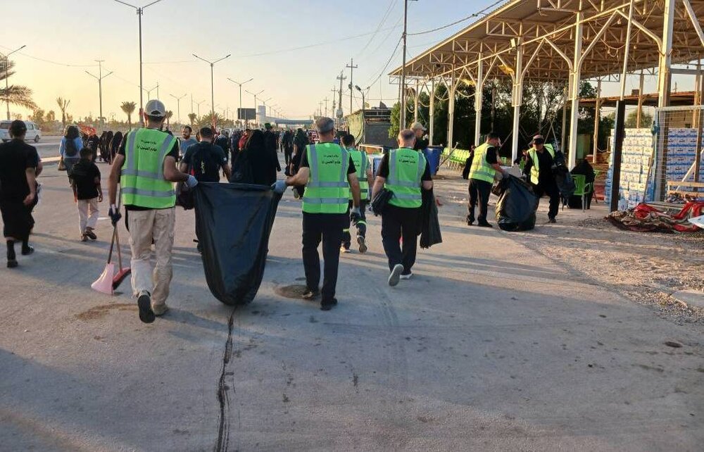 ۲۵ کیلومتر از مسیر پیاده‌روی اربعین حسینی(ع) پاکسازی شد