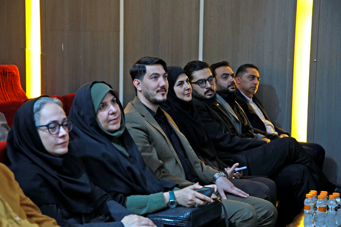 رونمایی از نیروگاه خورشیدی مجتمع آموزشی سوده