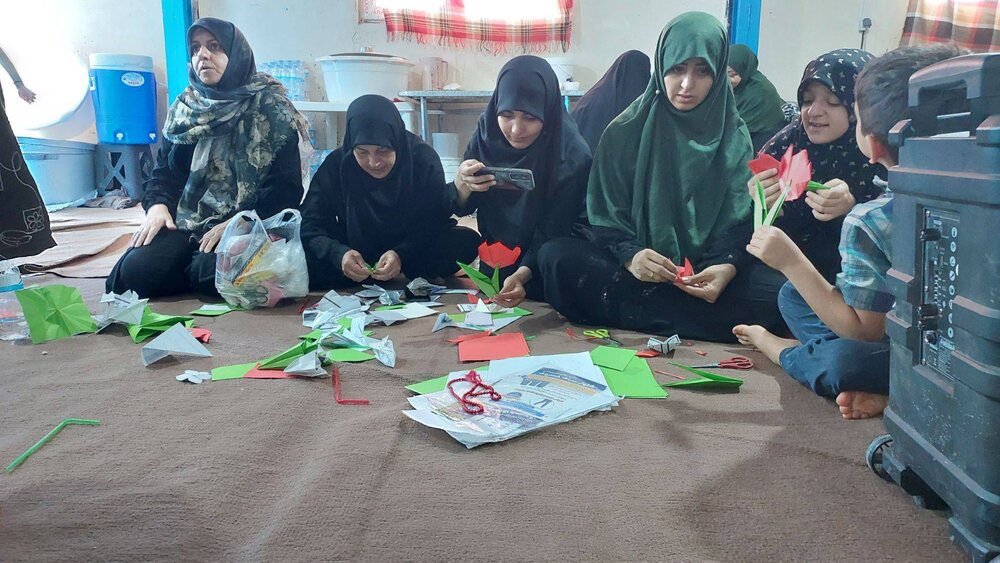 خدمت‌رسانی گسترده شهرداری منطقه ۱۰ در عمود ۸۳۳؛ از ارائه خدمات شهری تا برنامه‌های فرهنگی و اجتماعی اربعین
