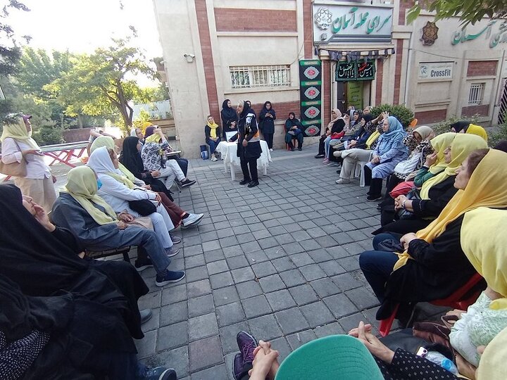 احیای سنتِ گفتگو در محله آسمان با برپایی ایستگاه گفت و شنفت