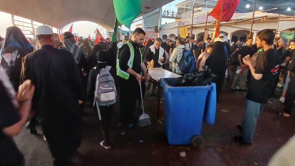 ۳۰۲ ساعت خدمت بی‌وقفه جهادگران منطقه ۱۳ در مسیر نجف تا کربلا