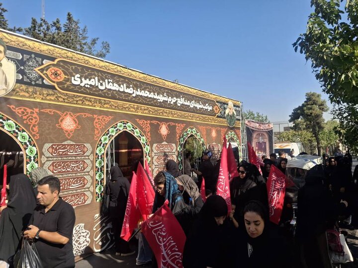 فعالیت موکب فرهنگی و پذیرایی «شهدای مدافع حرم» در مسیر جاماندگان اربعین حسینی