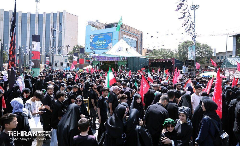 آیین پیاده‌روی جاماندگان اربعین حسینی