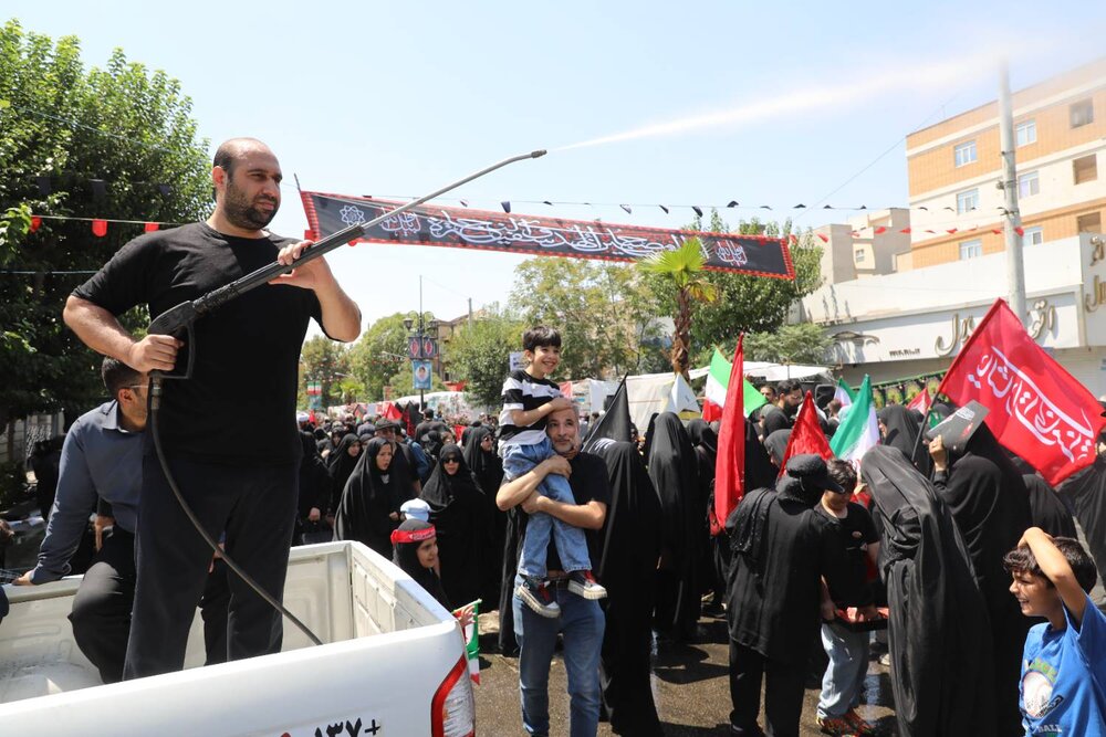 از برپایی مواکب تا پاکسازی مسیر جاماندگان اربعین حسینی