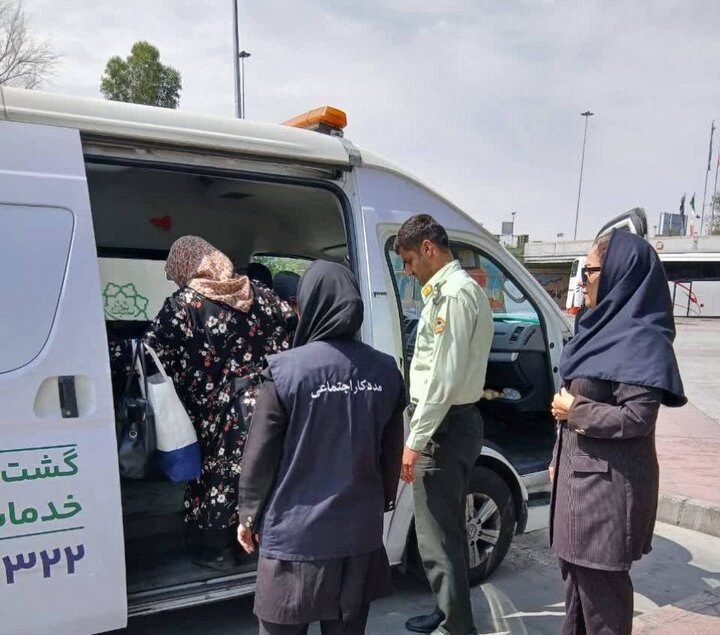 اسکان موقت و تأمین نیازهای ضروری افراد در راه مانده در پایانه‌های مسافربری تهران