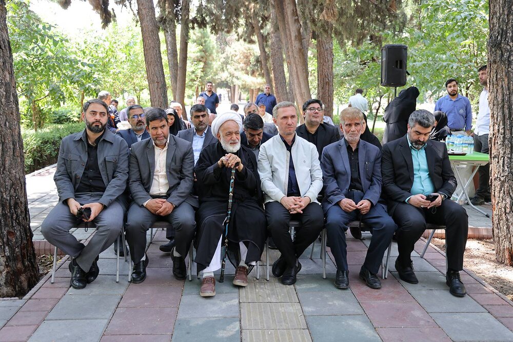 بهره‌برداری از ۳ دوربرگردان جدید در بلوار آیت‌الله کاشانی