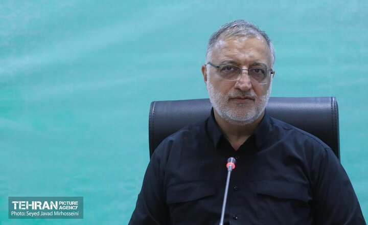 قدردانی شهردار تهران از تلاش‌های کارکنان مترو در دوران جنگ و مراسم تشییع رهبر مجاهد شهید