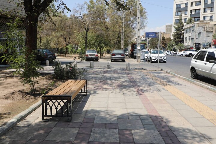 ۲۰ نیمکت و ۹ مخزن زباله در دو محور منطقه ۱۹ نصب شد
