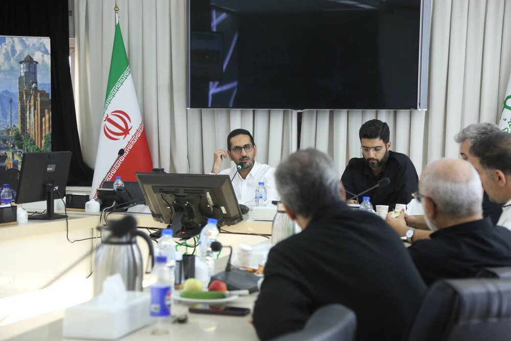 اخالصنایع: محلات باید در تصمیمگیری و حل مسائل شهر نقشآفرین باشند