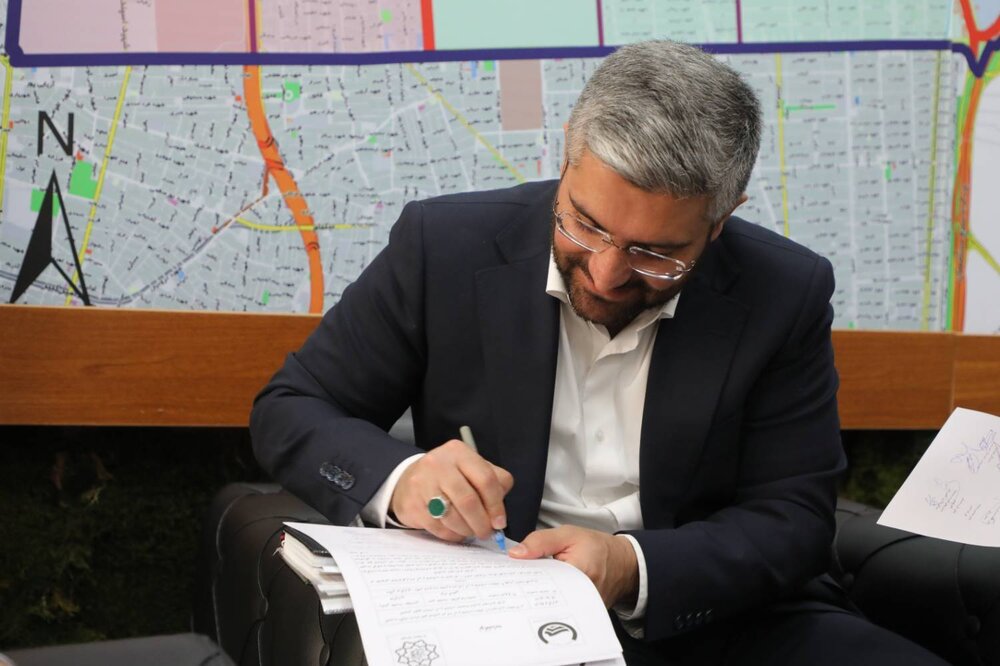 تفاهم‌نامه آبرسانی به بوستان علم و فناوری امضا شد