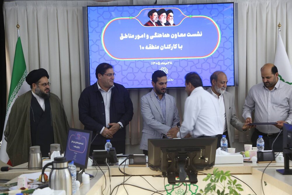 خدمت‌رسانی به مردم باید با نگاه راهبردی و روایت دستاوردهای مدیریت شهری همراه باشد