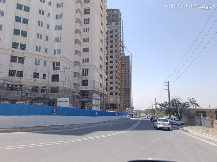 ساماندهی بصری در غربی‌ترین محله پایتخت/ بازپیرایی و رنگ‌آمیزی حصارهای کارگاهی شهرک الهیه غرب