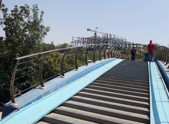 بهسازی مسیر دوچرخه‌سواری بر روی پل بوستان جوانمردان/ ارتقای ایمنی تردد در محور رودخانه کن
