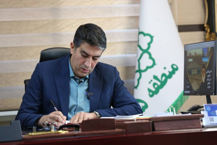 نوسازی ۷۰ درصد از کف‌پوش‌های بازی بوستان‌های منطقه ۵