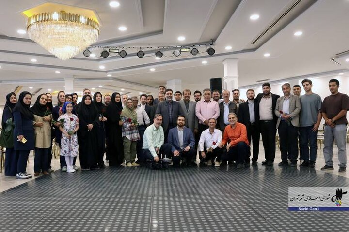 برگزاری نشست صمیمانه سخنگوی شورای شهر تهران با خبرنگاران حوزه شهری