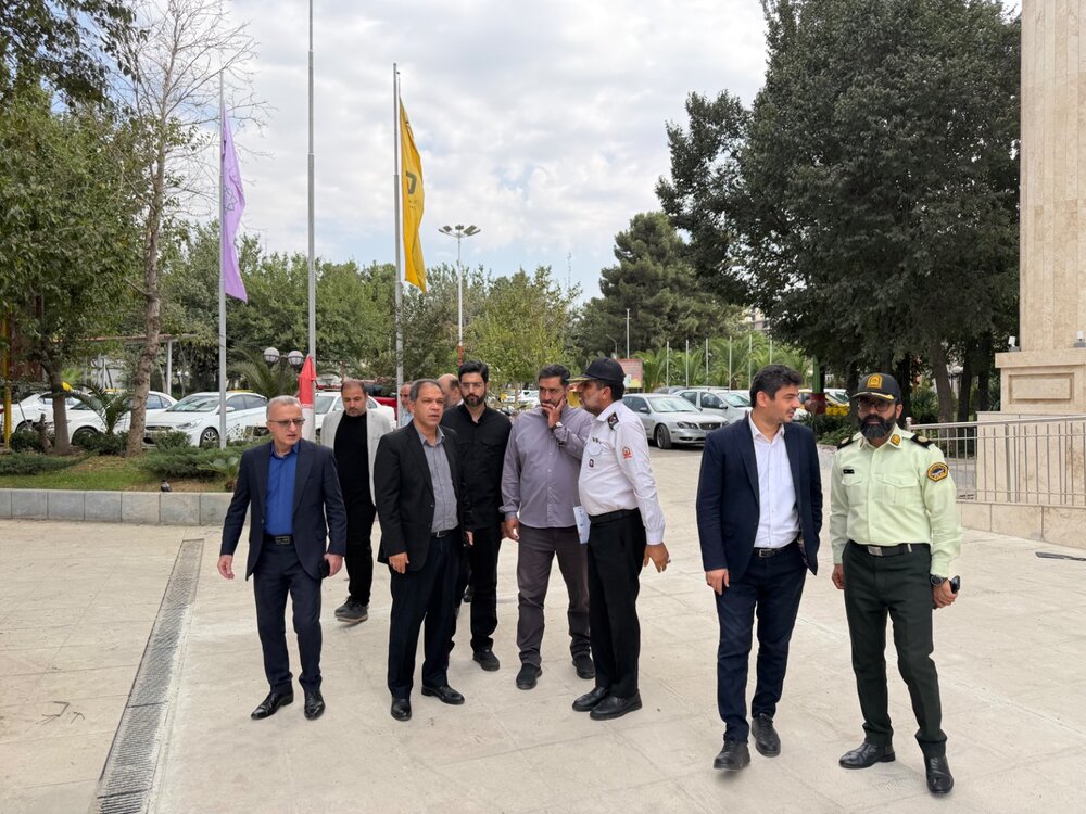 شناسایی نقاط حادثهخیز و رفع موانع امدادرسانی در ناحیه ۳ منطقه ۱۰