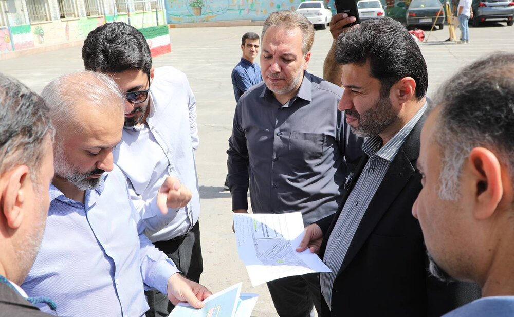 جبران کمبود سرانه فضای سبز مناطق کم برخوردار در پروژههای «مدرسه شهر»