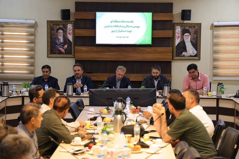 مهر بانشاط در مدارس منطقه ۵؛ تأکید شهردار بر فضاسازی شهری همزمان با آغاز سال تحصیلی