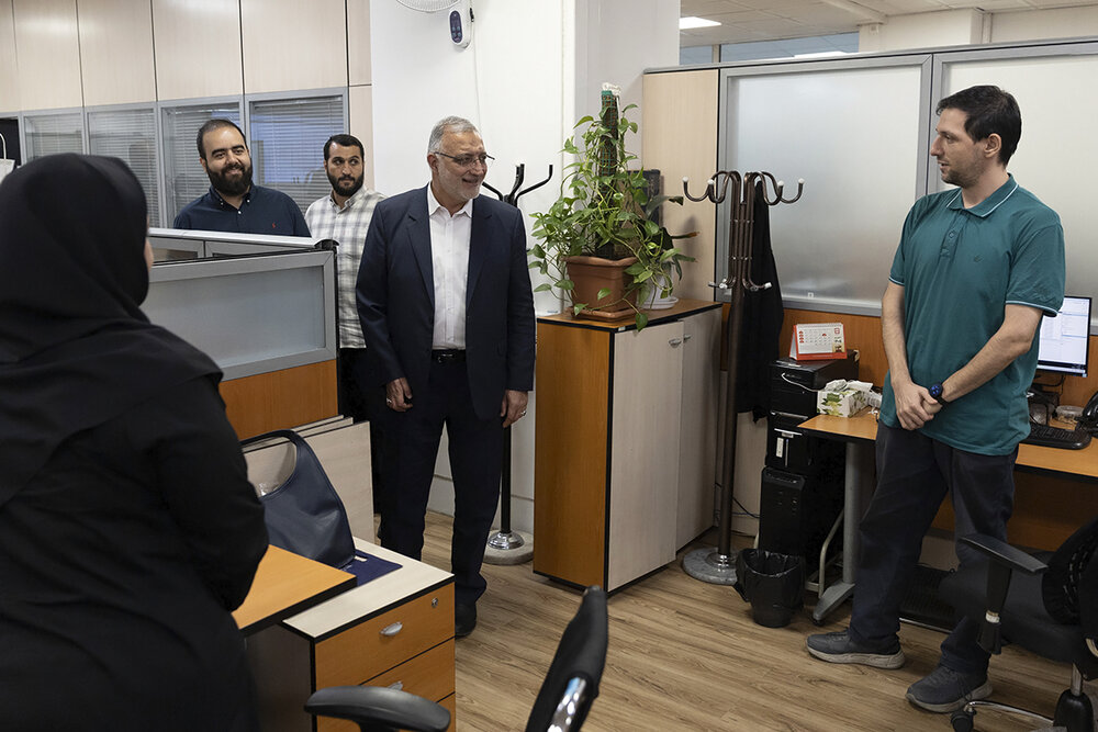 بازدید شهردار تهران از سازمان فاوا