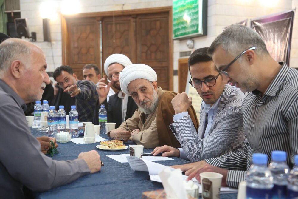 برگزاری سیصد و چهاردهمین ملاقات مردمی شهردار منطقه ۱۰ در محله جی