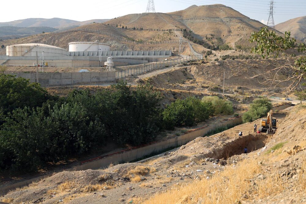 ساماندهی تردد خودروهای سوخت‌رسان با احداث پل دسترسی به انبار نفت